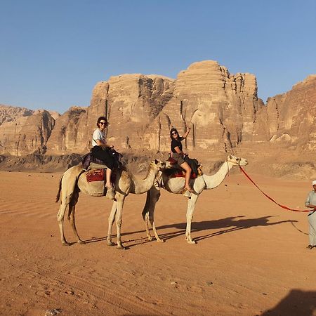 Bedouin Family Camp Hotel Wadi Rum Exterior photo