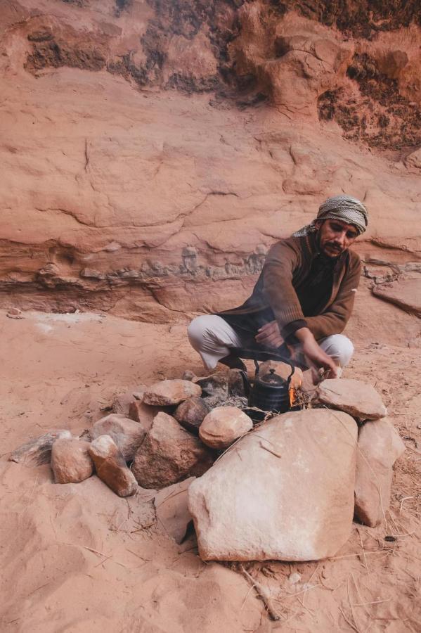Bedouin Family Camp Hotel Wadi Rum Exterior photo