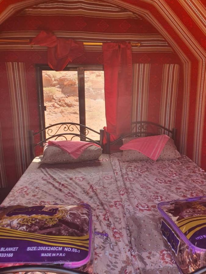 Bedouin Family Camp Hotel Wadi Rum Exterior photo