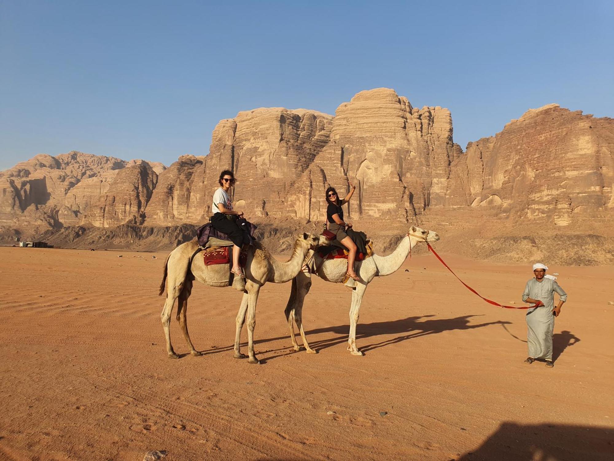 Bedouin Family Camp Hotel Wadi Rum Exterior photo